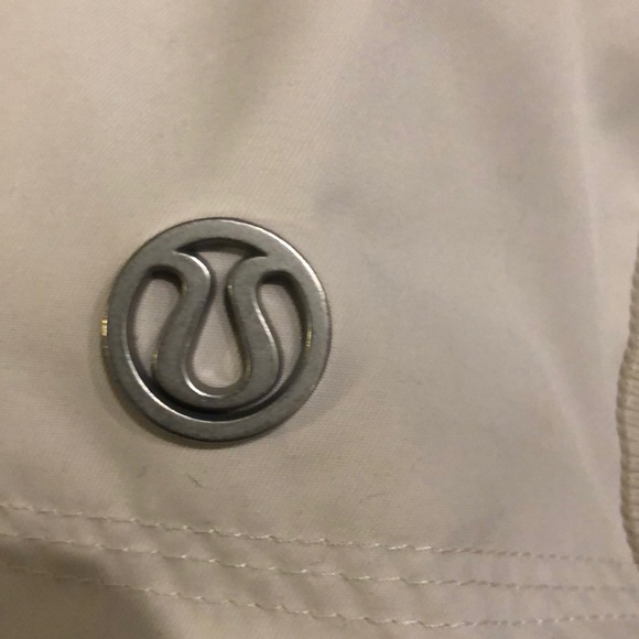 LuluLemon rain Coat - Picture 2 of 4